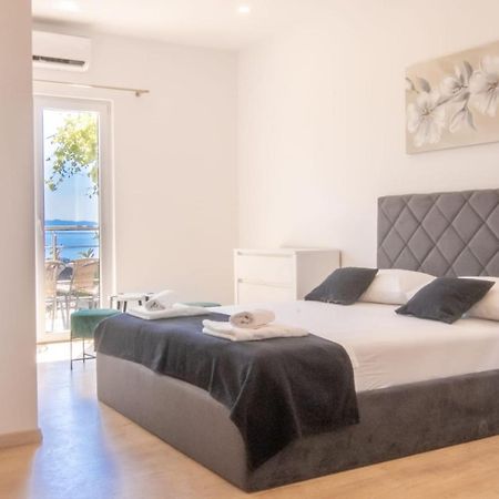 Apartment Cvita Free Beach Parking Makarska Kültér fotó