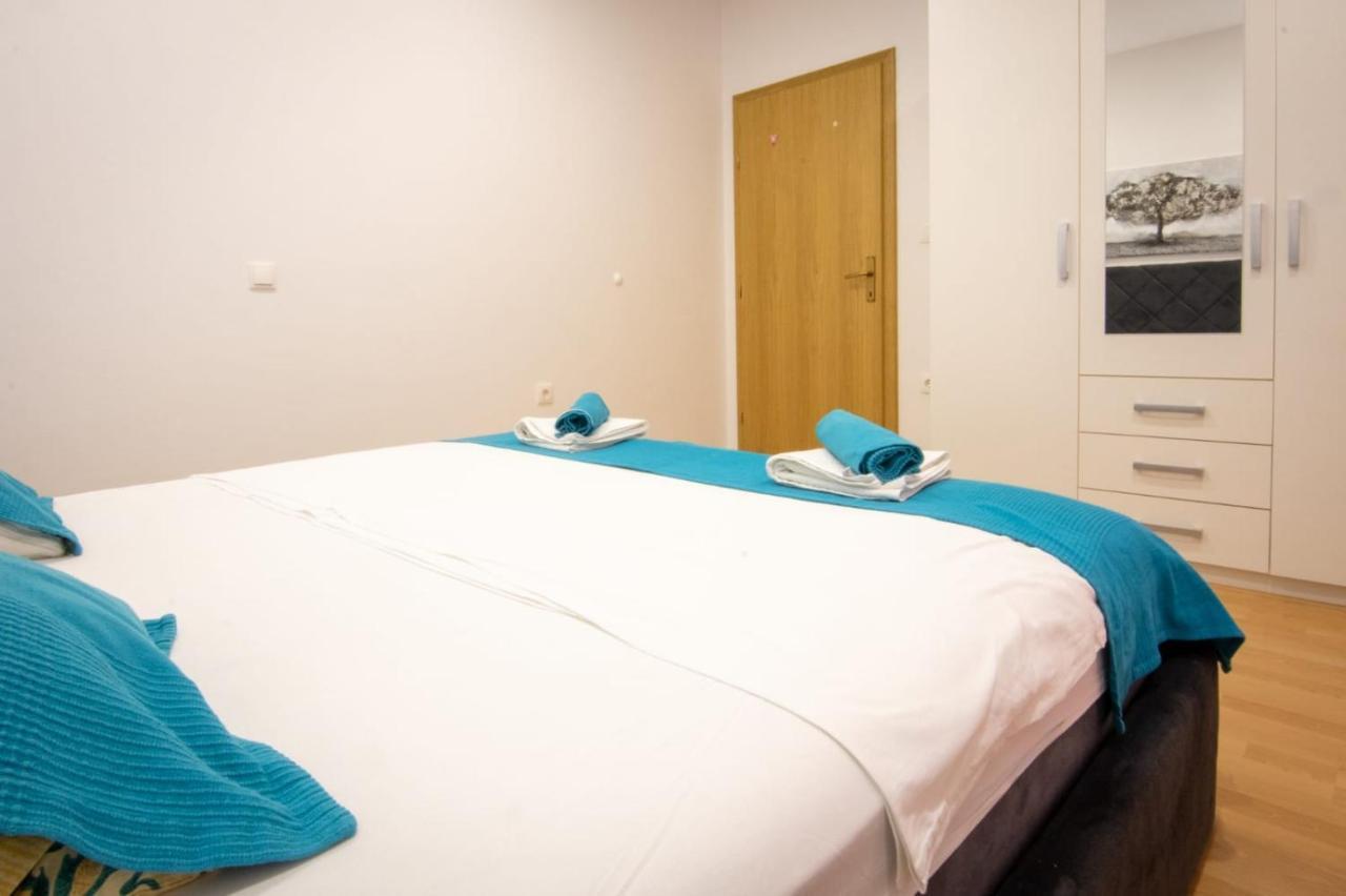 Apartment Cvita Free Beach Parking Makarska Kültér fotó