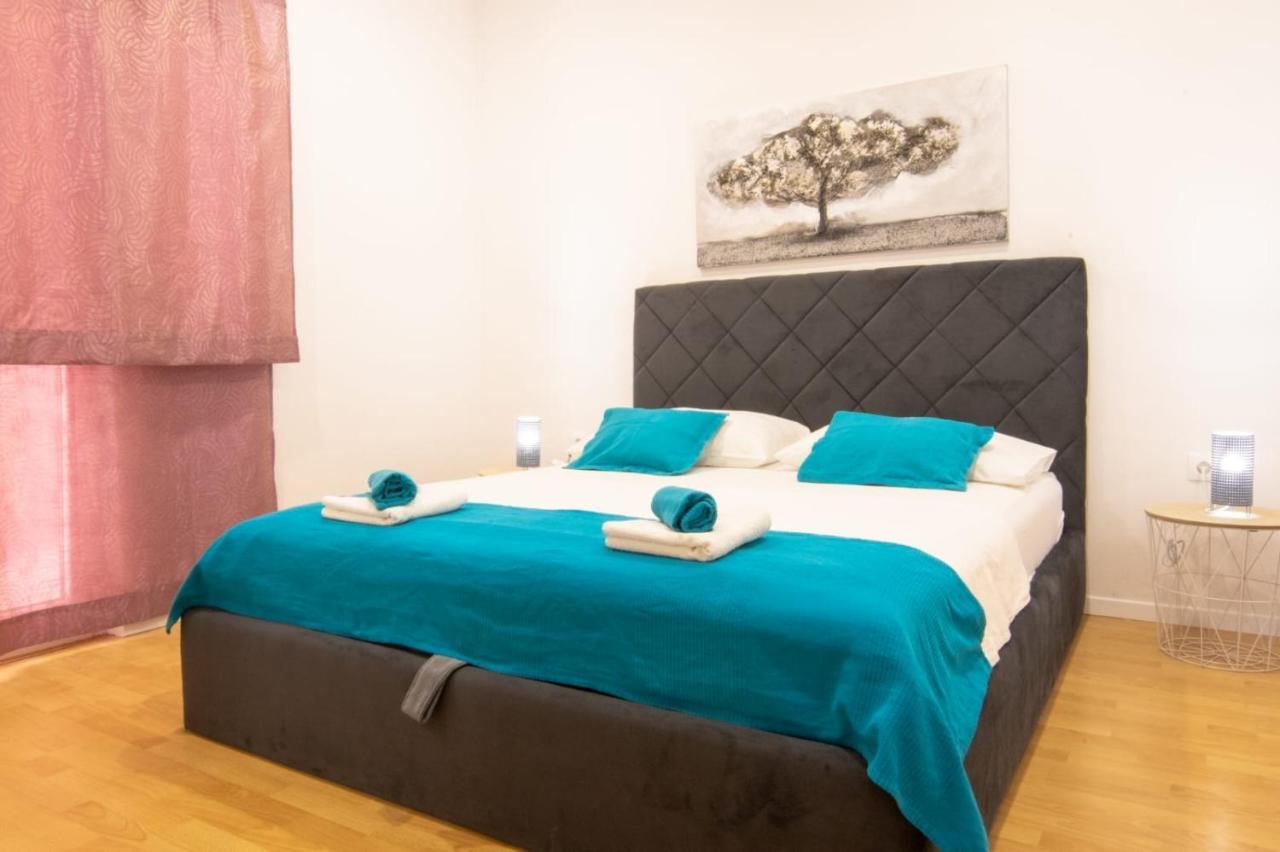 Apartment Cvita Free Beach Parking Makarska Kültér fotó