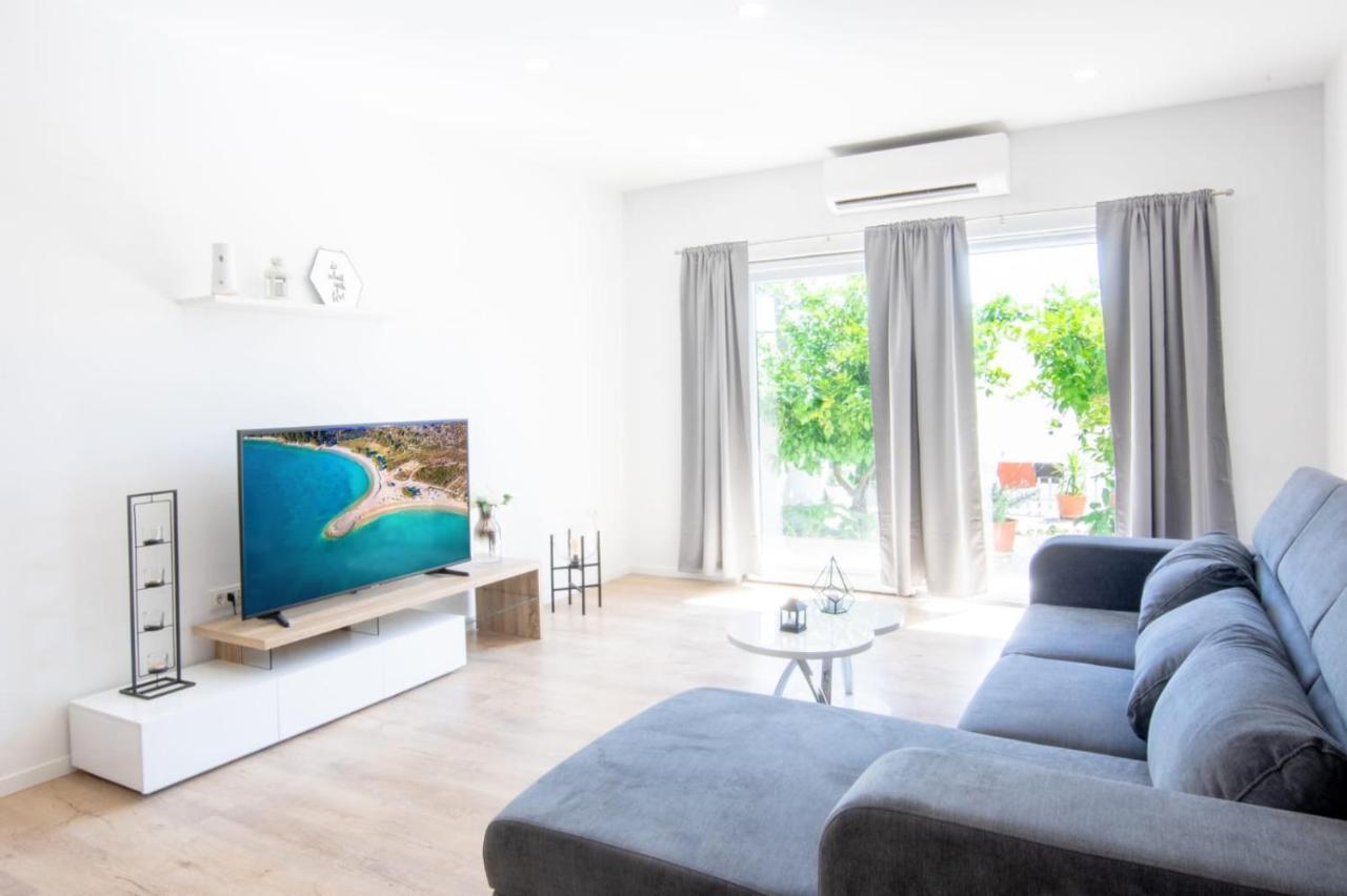 Apartment Cvita Free Beach Parking Makarska Kültér fotó