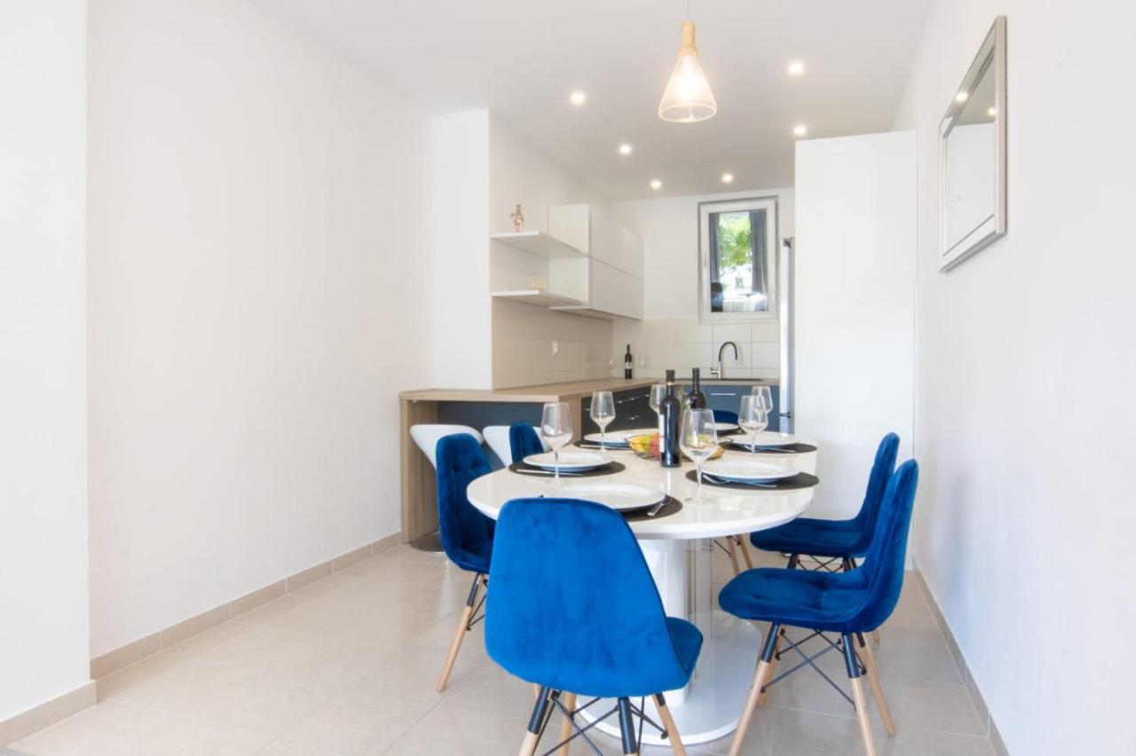 Apartment Cvita Free Beach Parking Makarska Kültér fotó
